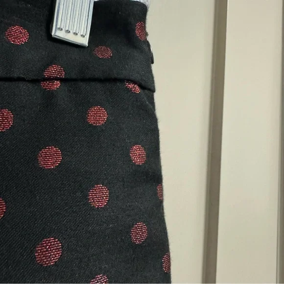 Talbots Kick Crop Pants in Holiday Dot Sz‎ 12 Black & Red Shimmering Polka Dots - Picture 6 of 16